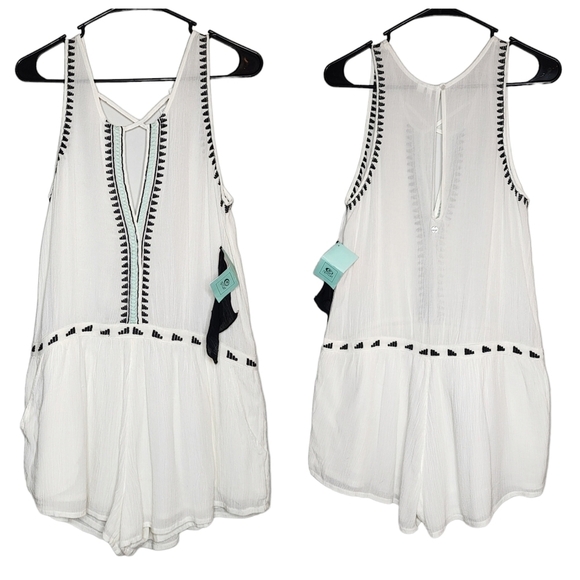 NWT Rip Curl white embroidered romper. - Picture 6 of 16